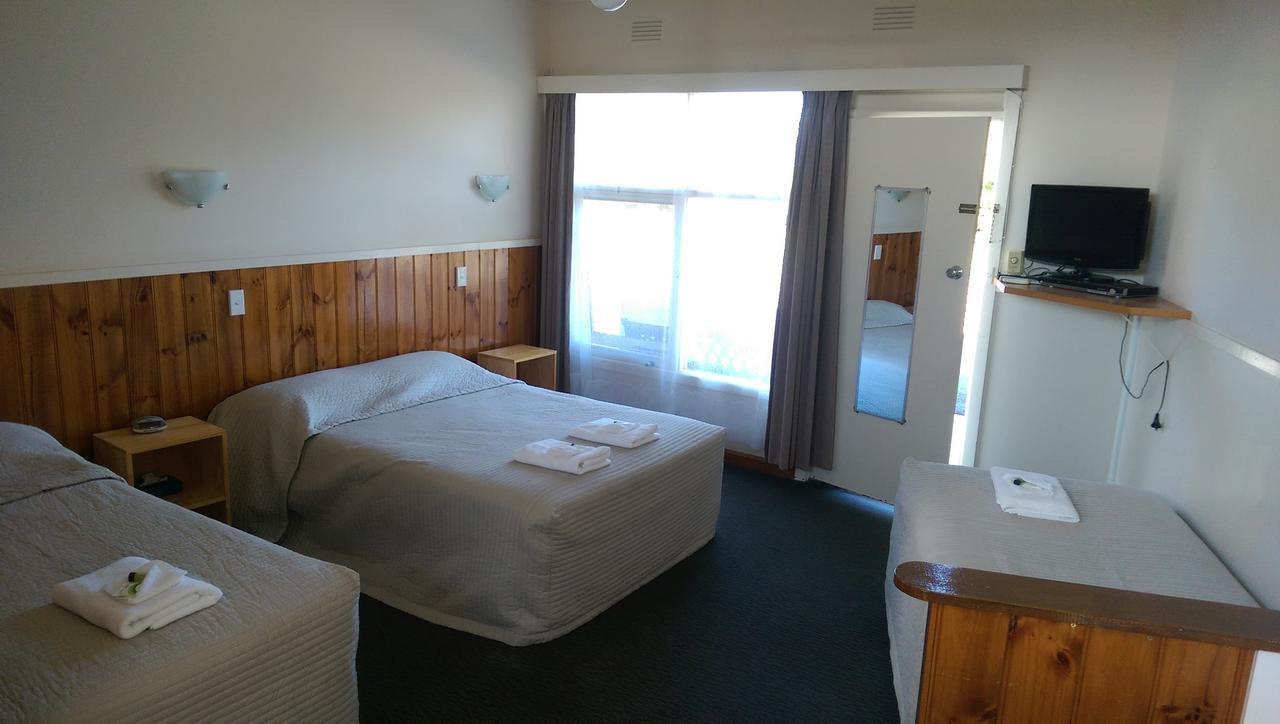 The Terang Motor Inn Экстерьер фото